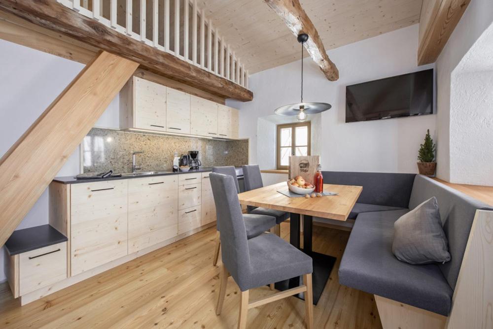 Ban Hofa Apartment Бресаноне Екстериор снимка